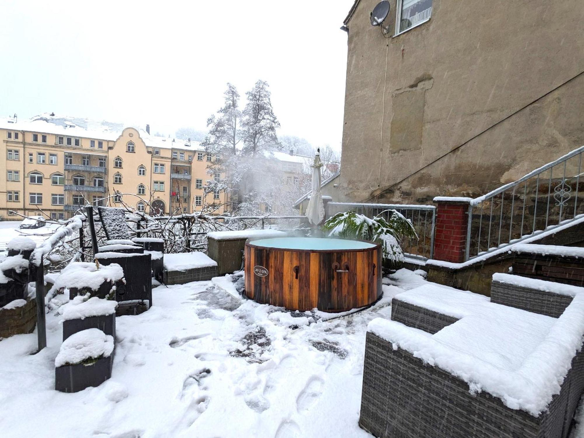 Hw2B - Urlaubsmagie - Wohlfuehlwohnung Mit Balkon, Pool, Sauna & Terrasse Sebnitz Eksteriør billede