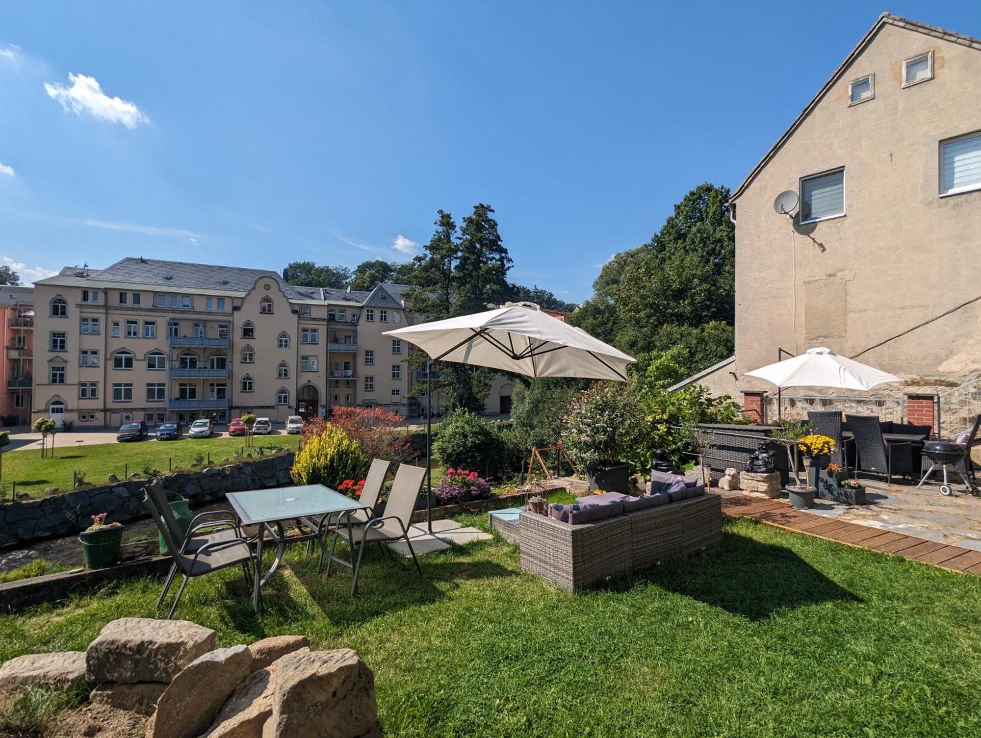 Hw2B - Urlaubsmagie - Wohlfuehlwohnung Mit Balkon, Pool, Sauna & Terrasse Sebnitz Eksteriør billede